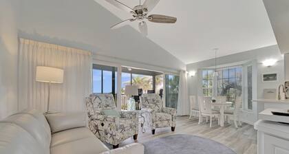 Beach One Bedroom Villa by RedAwning