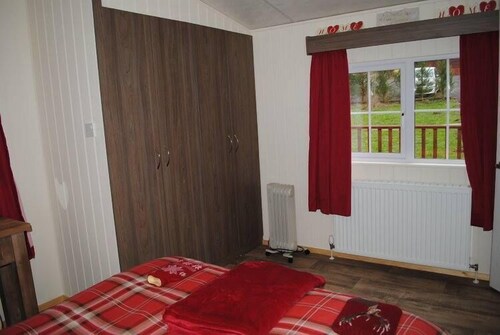 Fairview Farm Log Cabins In Nottingham United Kingdom Expedia
