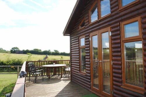 Best Lodge Holidays Ashbourne For 2019 Find Cheap Lodges From