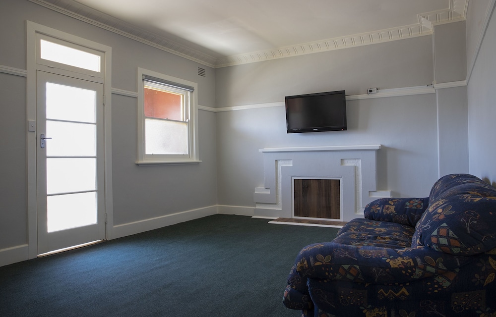 Criterion Hotel