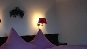 Minibar, rollaway beds, free WiFi, linens
