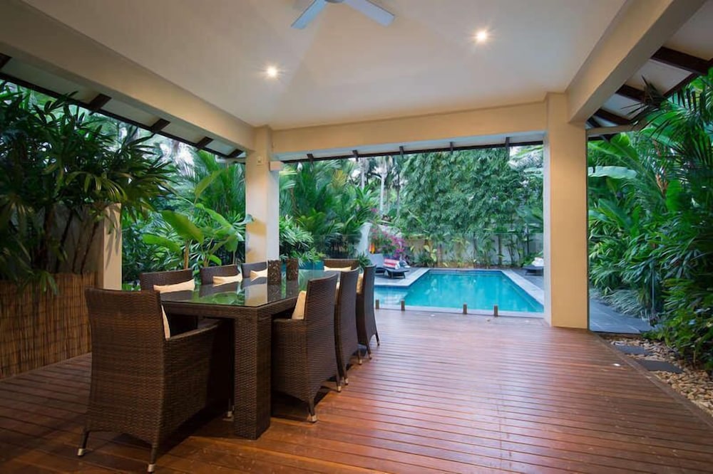 Innokenti at The Beachfront, Luxury on 4 Mile Beach