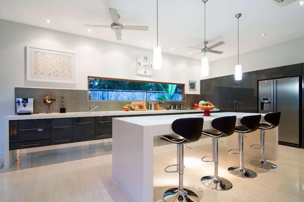 Innokenti at The Beachfront, Luxury on 4 Mile Beach