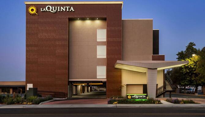 La Quinta Inn Suites By Wyndham Clovis Ca In Fresno Ca Expedia