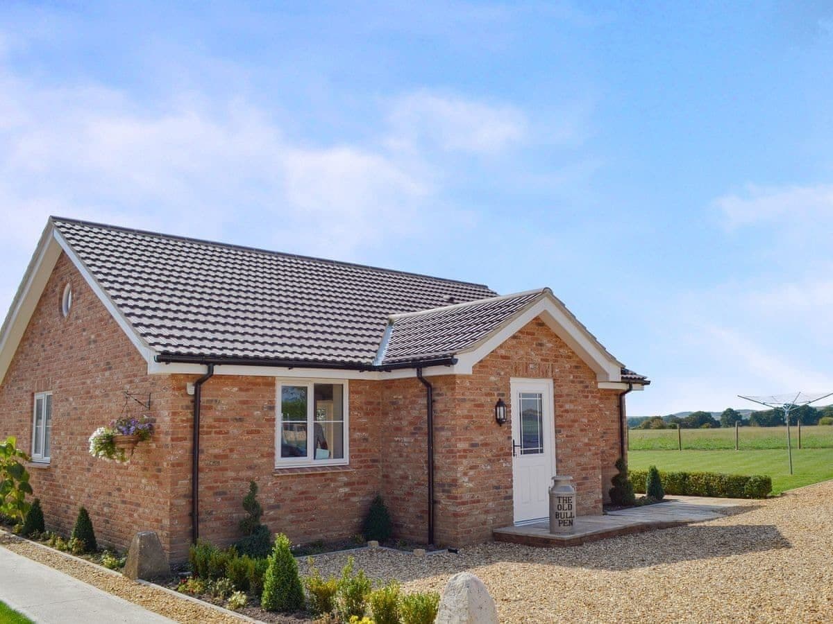 3 Bedroom Accommodation in Andover, United Kingdom