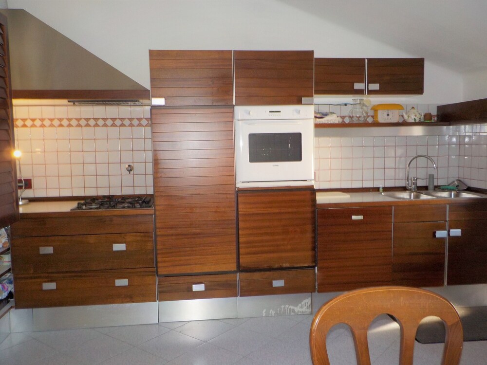 Peace And Tranquility A Few Steps From The Center The Painting