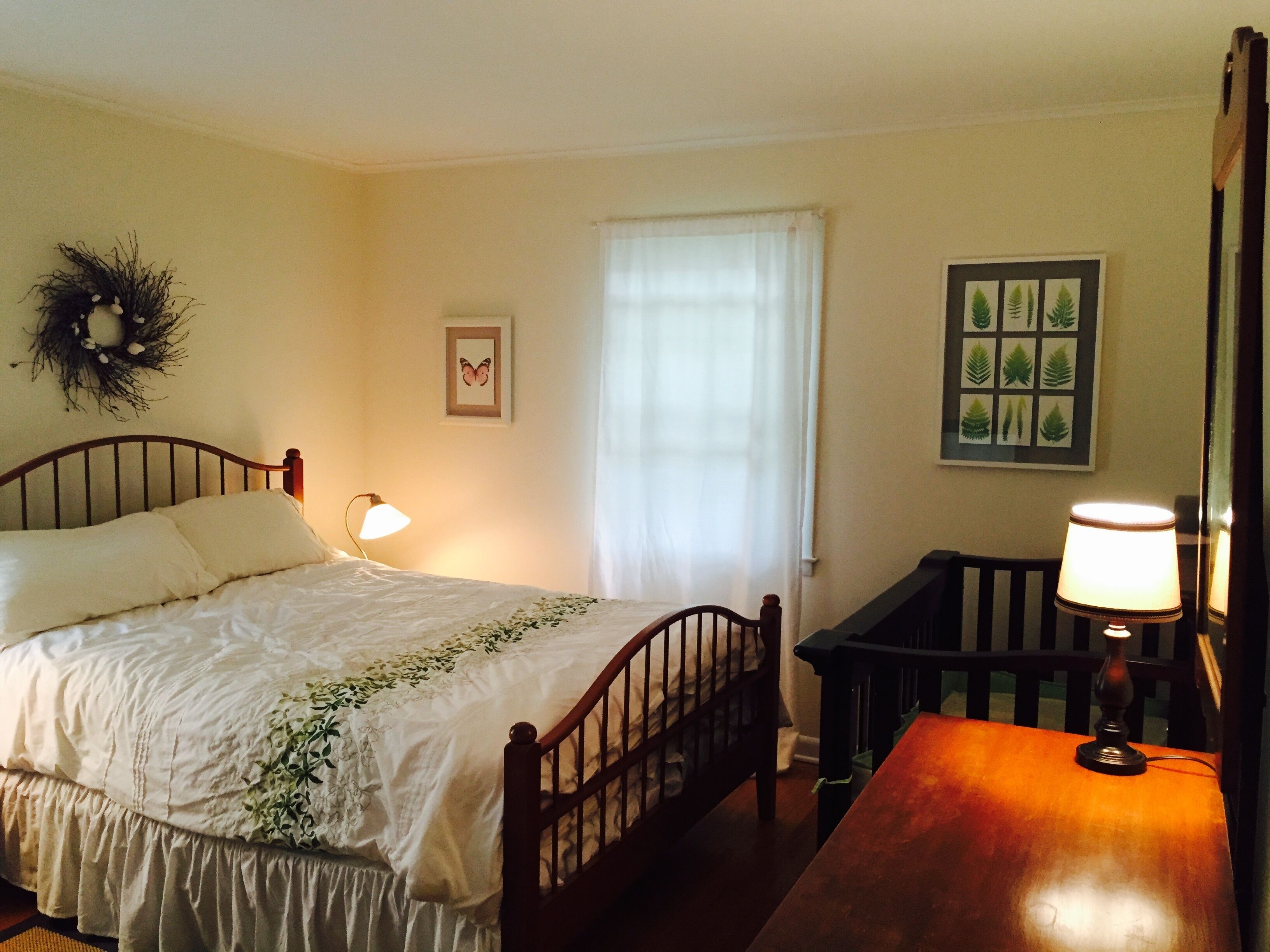 Madison Beach House, Sandy Association Beach. Ready for Summer! in Old Saybrook, United States