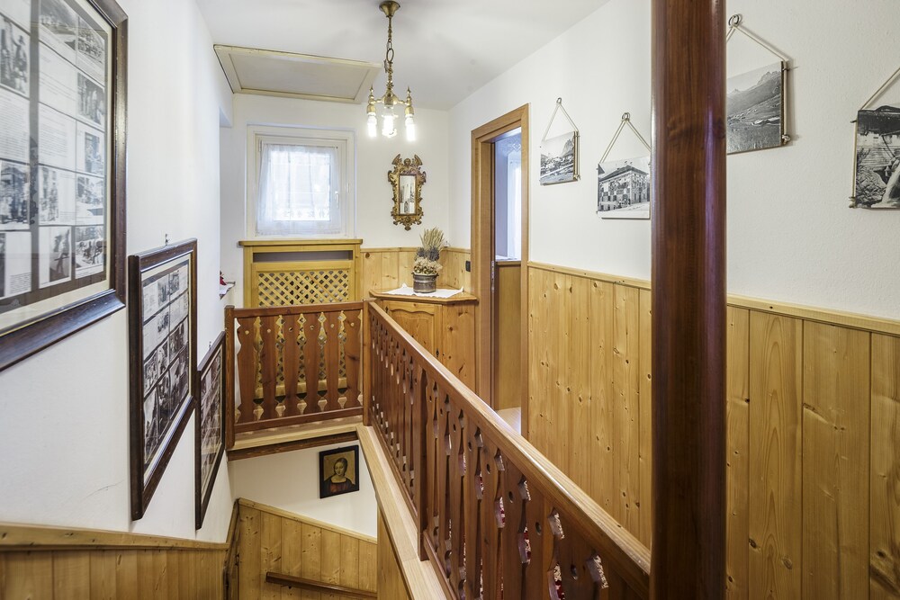 Cosy Comfortable Apt With Beautiful Terrace Parking Lot - 