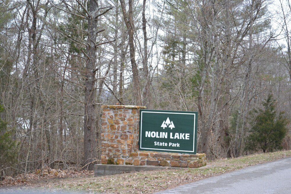 Cottages at Brier Creek by Nolin Lake State Park and Mammoth Cave