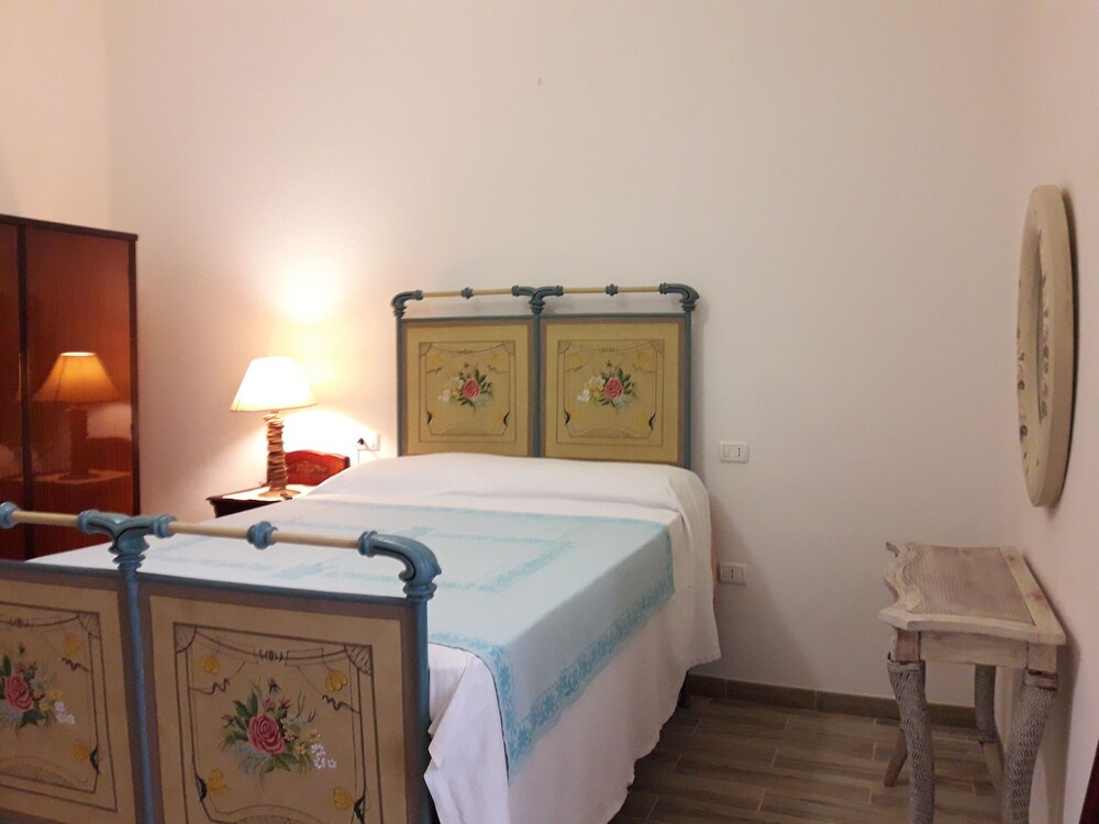 Comfortable One Bedroom Apartment In The Cagliari Hinterland