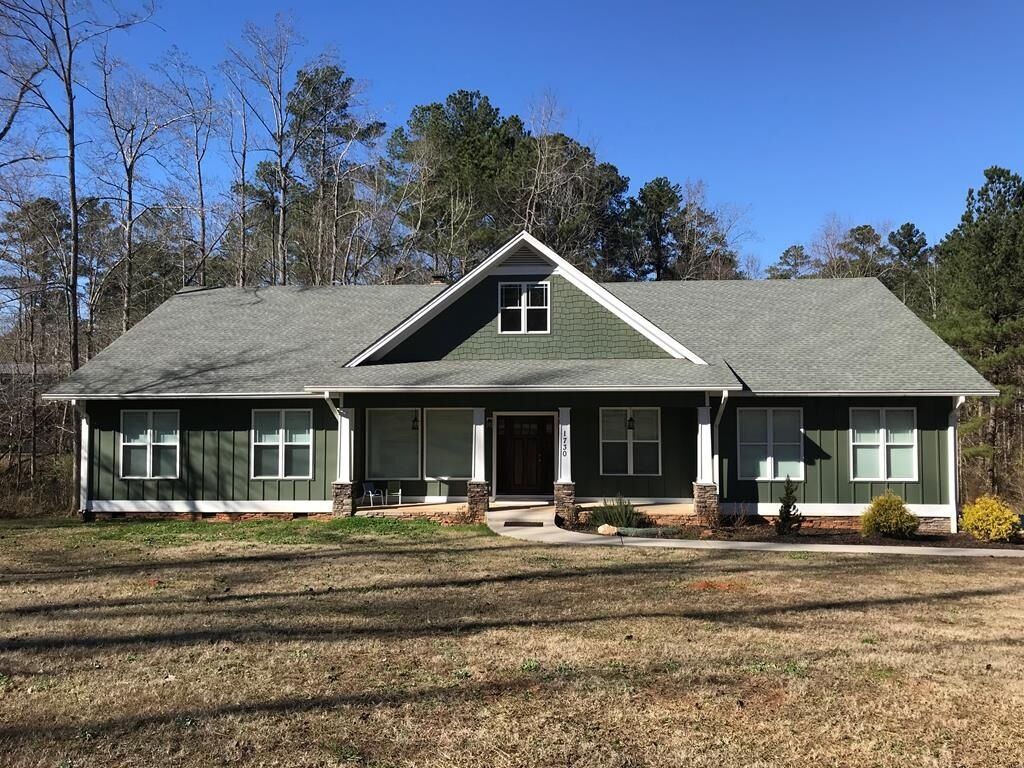 3,000 sq. ft. 4 Bed, 2.5 Bath, with a bonus room on one acre for the Master's in Aiken, United States
