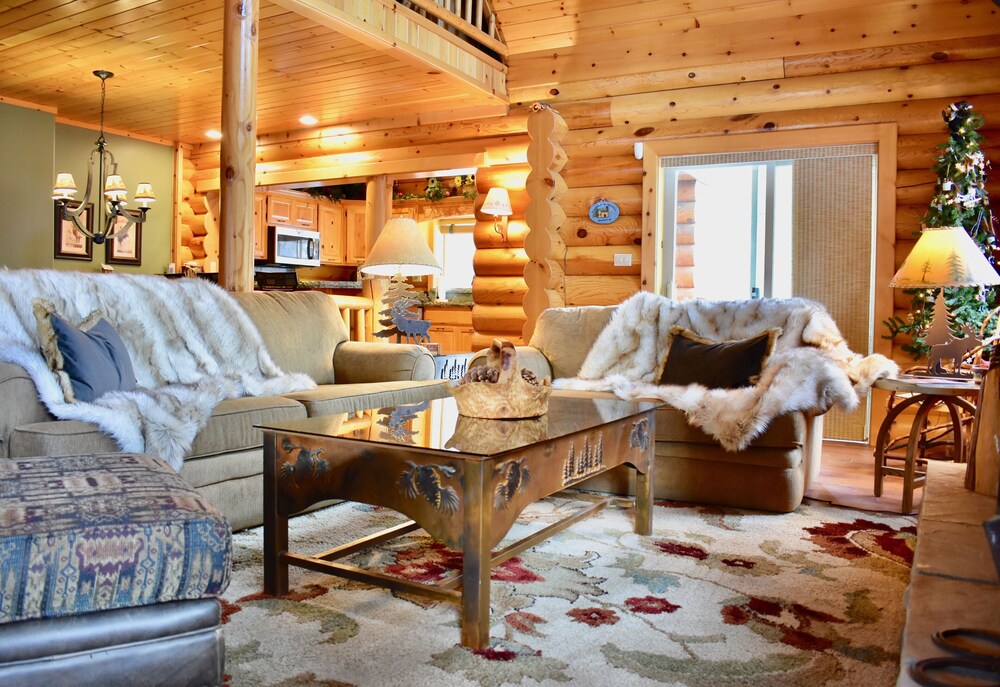 Big Bear Log Cabin Fox Farm Area Hot Tub 3bd 3bth 2019 Room