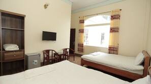 Minibar, desk, soundproofing, free WiFi