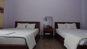Minibar, desk, soundproofing, free WiFi