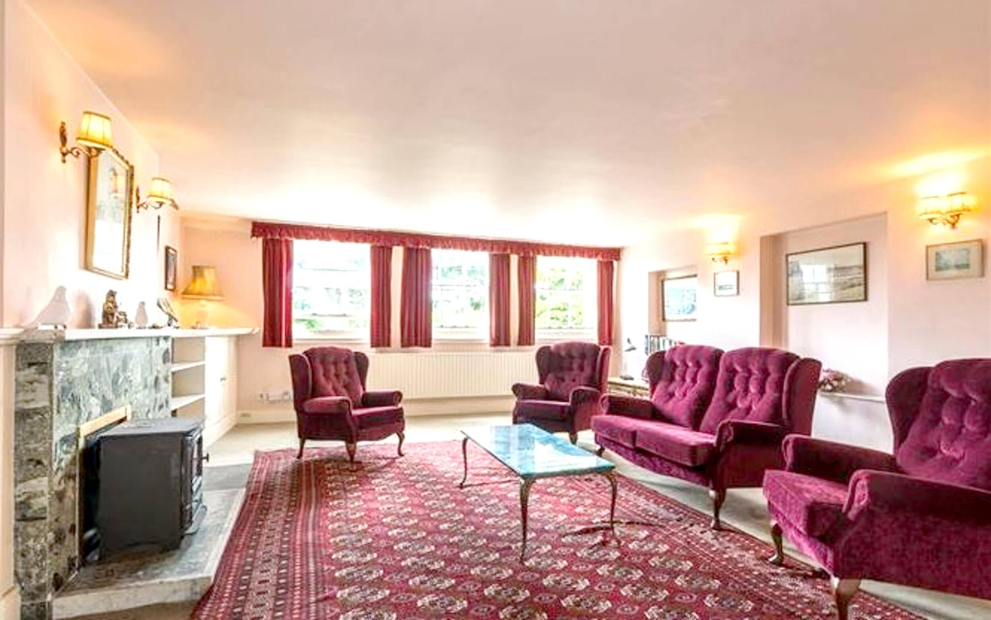 House With 5 Bedrooms in Limerick, Ireland