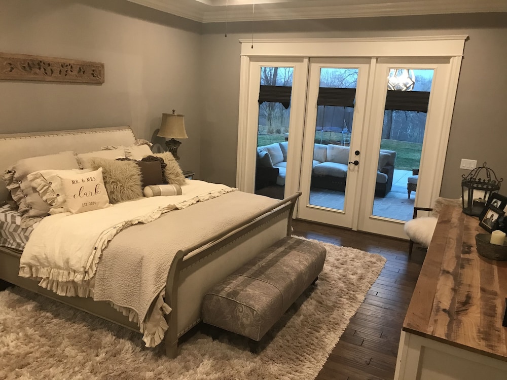 Kentucky Derby Getaway Oldham County Vrbo
