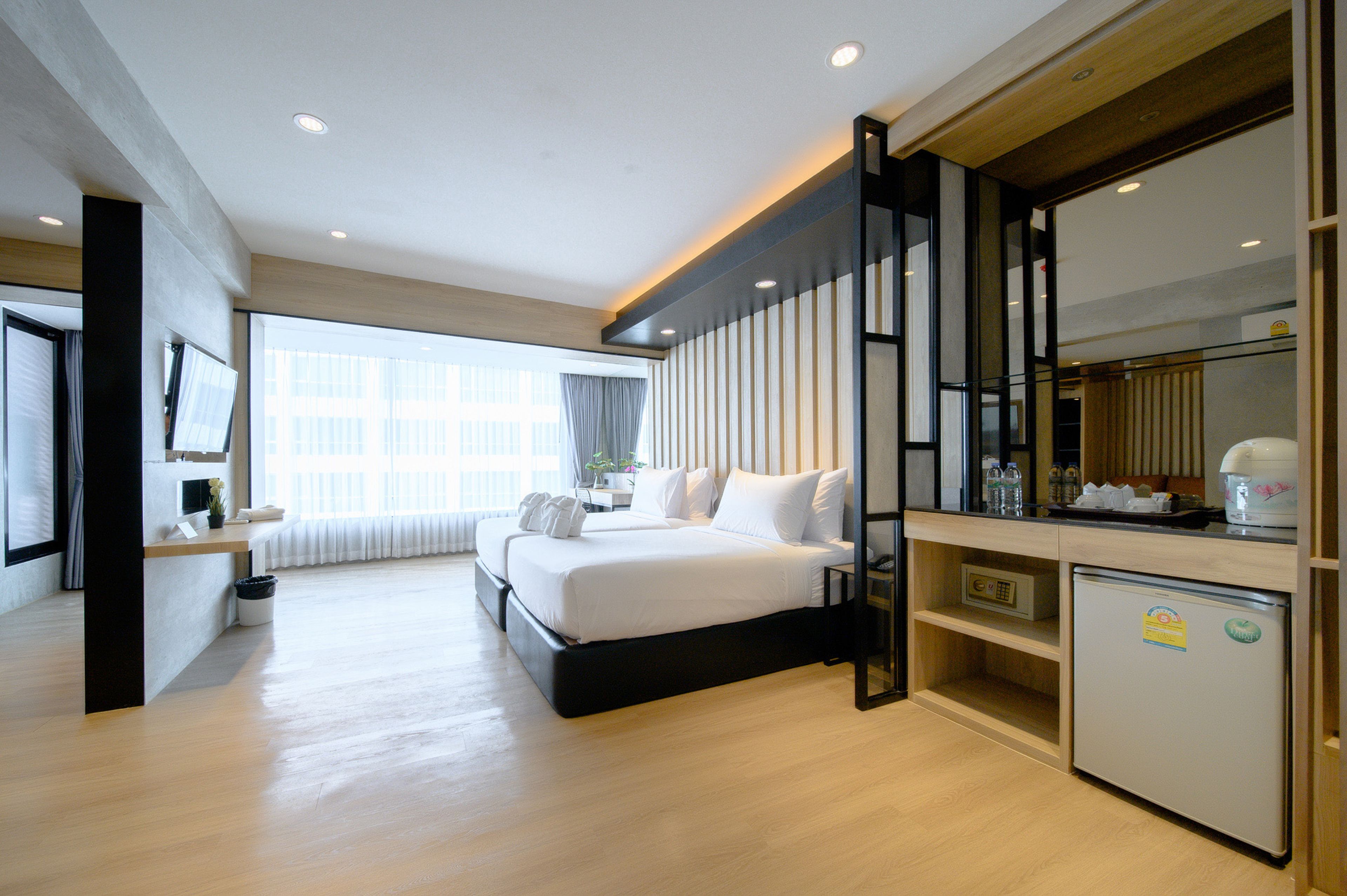 Holiday Inn Express Bangkok Sathorn Sha Extra Plus In Bangkok Expedia