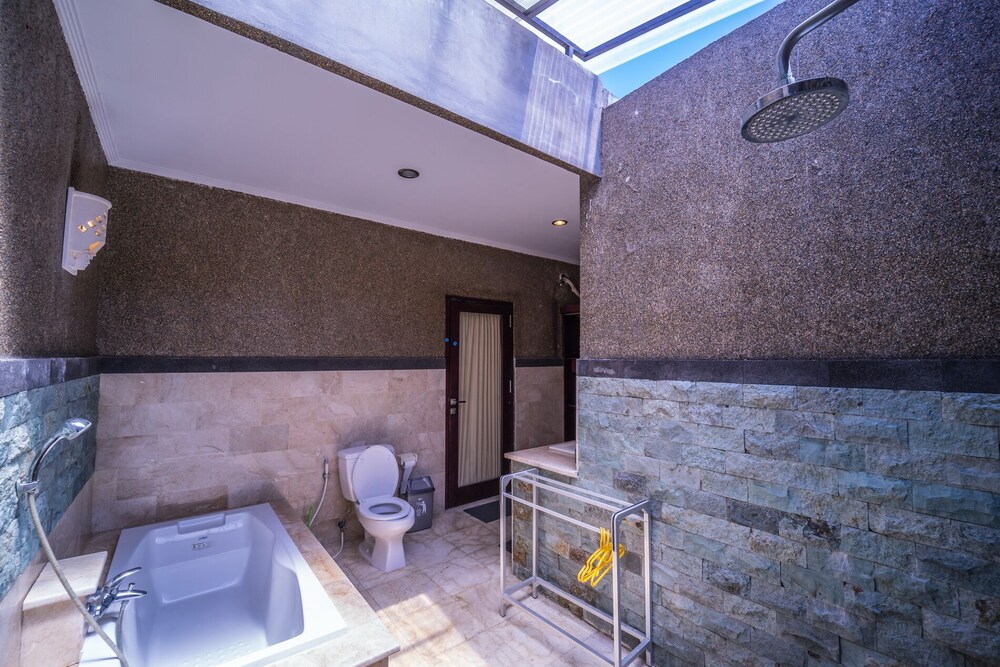 Cempaka Cantik 2 Bedroom Villa Oasis In Legian Kuta Legian