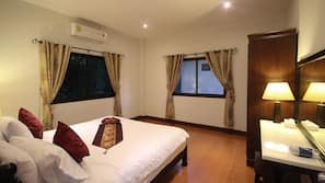 3 bedrooms, hypo-allergenic bedding, down duvet, Select Comfort beds