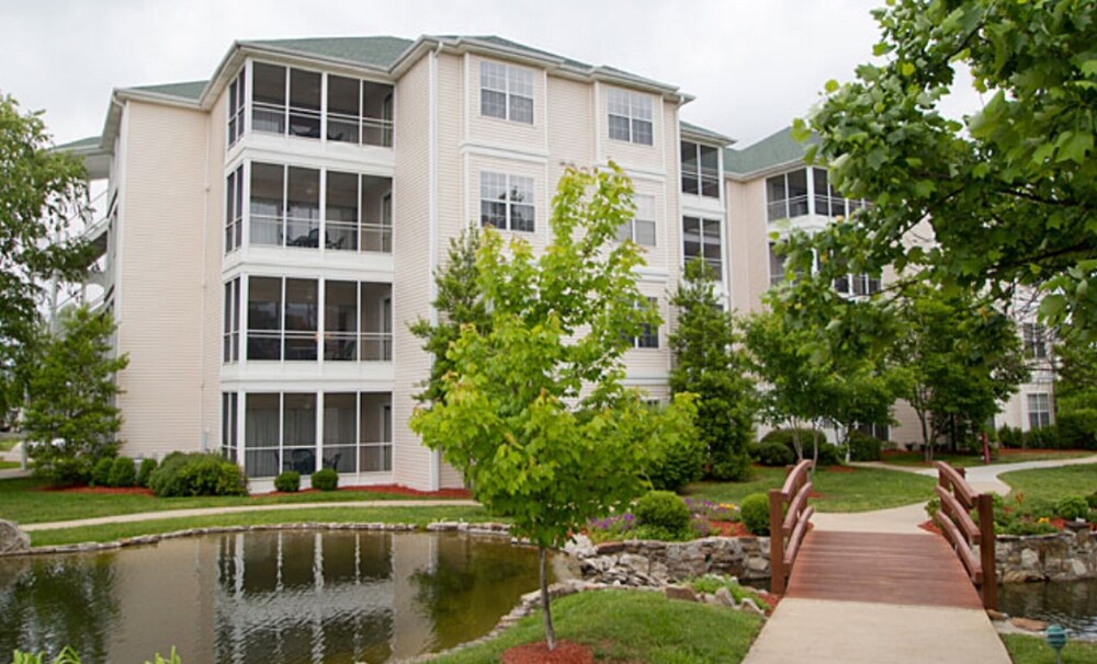 Studio at Suites at Fall Creek, Branson, MO