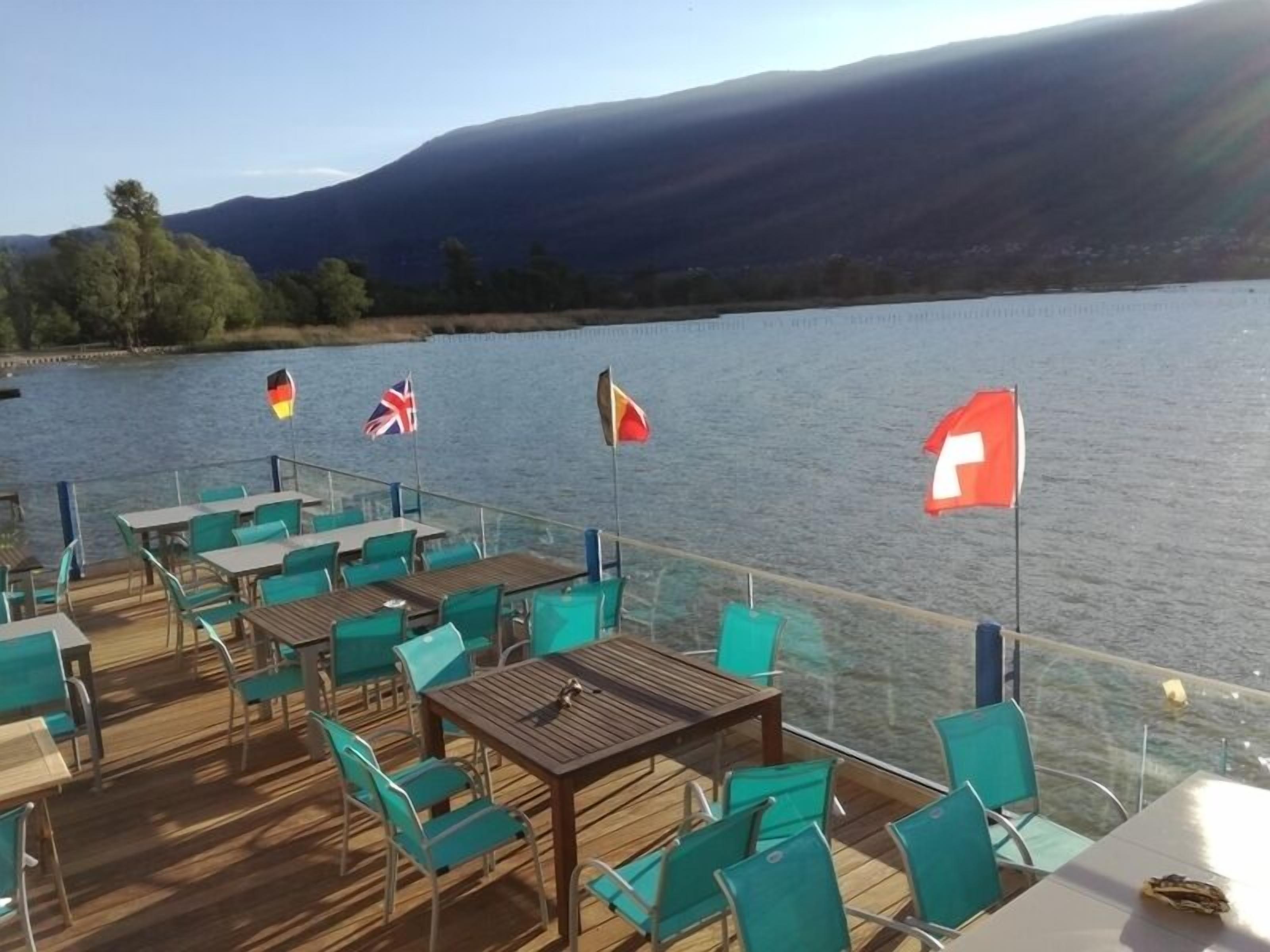 Week-end Hotel Les Pieds dans l'Eau in Viviers-du-Lac in Aix-les-Bains, France