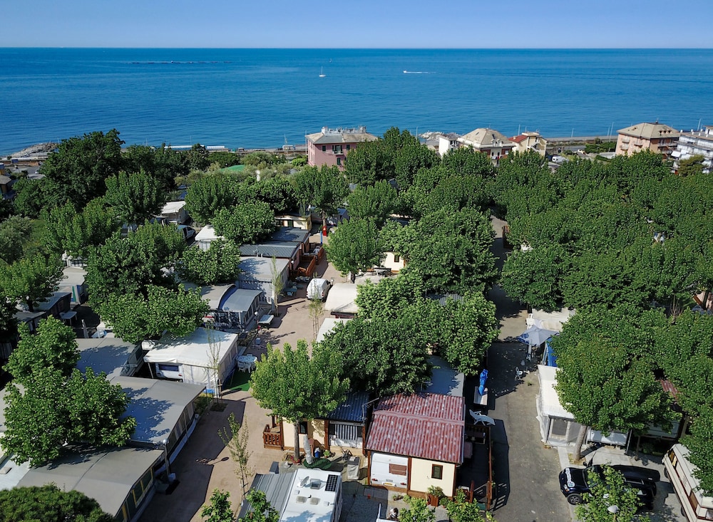 Parco Vacanze Lo Scoglio In Lavagna Hotel Rates Reviews