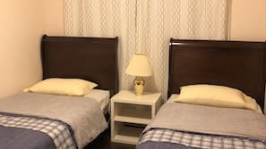 Desk, iron/ironing board, free WiFi, linens