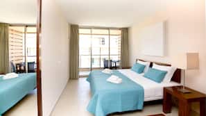 2 bedrooms, iron/ironing board, free WiFi