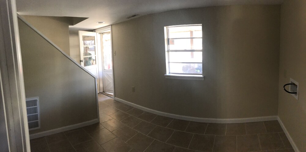 Waterfront Cabin On Pickwick Lake In Bear Creek With Boat Dock