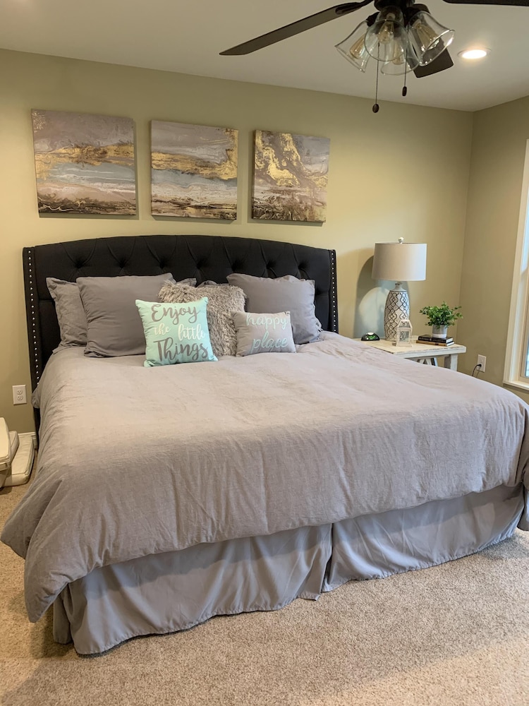 Lake front home with swimming pool! - Brookeland - Vrbo