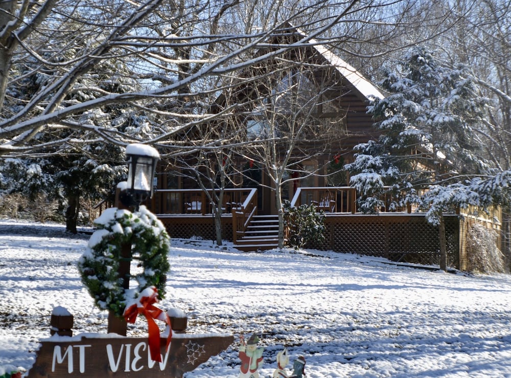 Summer Dates Available Mt View Cabin Minutes To Fall Creek Falls