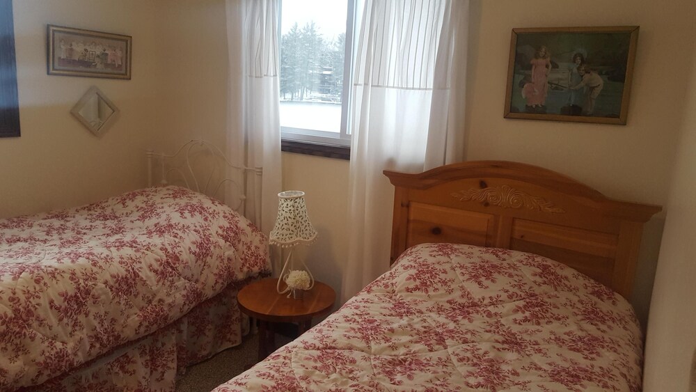 Lakefront Getaway in Michigan Lake Vrbo