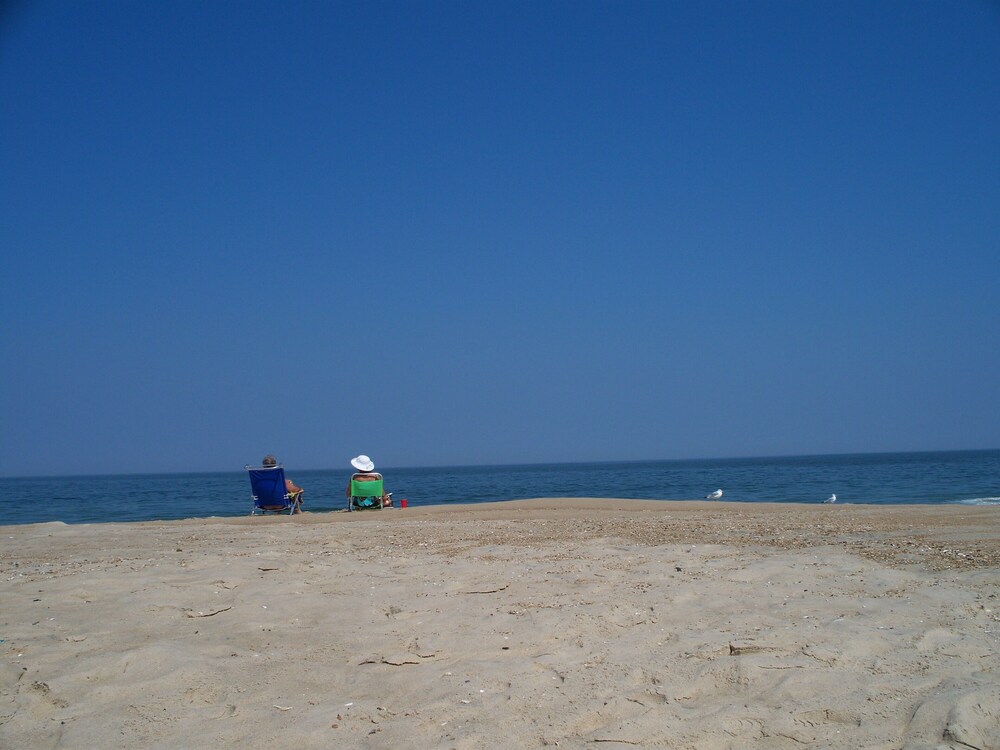 Refunds if beach closed by Delaware