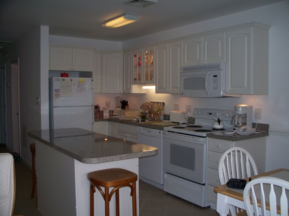 Refunds if beach closed by Delaware