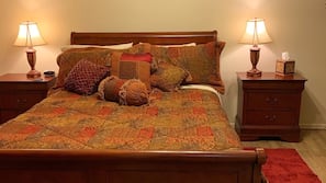 3 bedrooms, iron/ironing board, Internet, linens