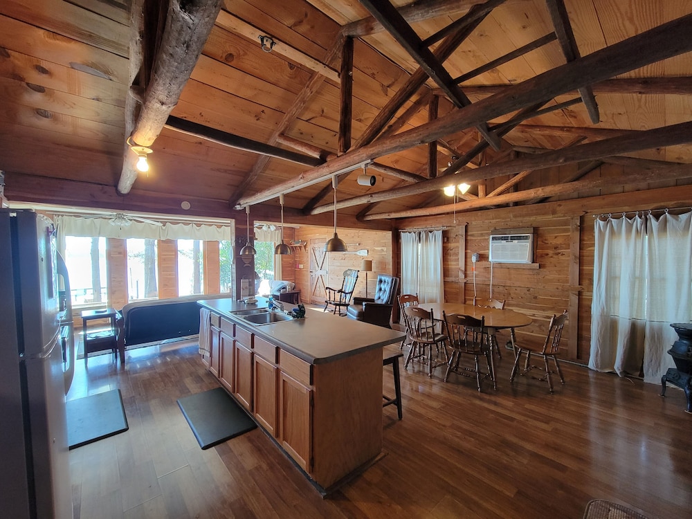 Rustic Waterfront Cabin on Toledo Bend Lake, Hemphill Room Prices & Reviews Travelocity