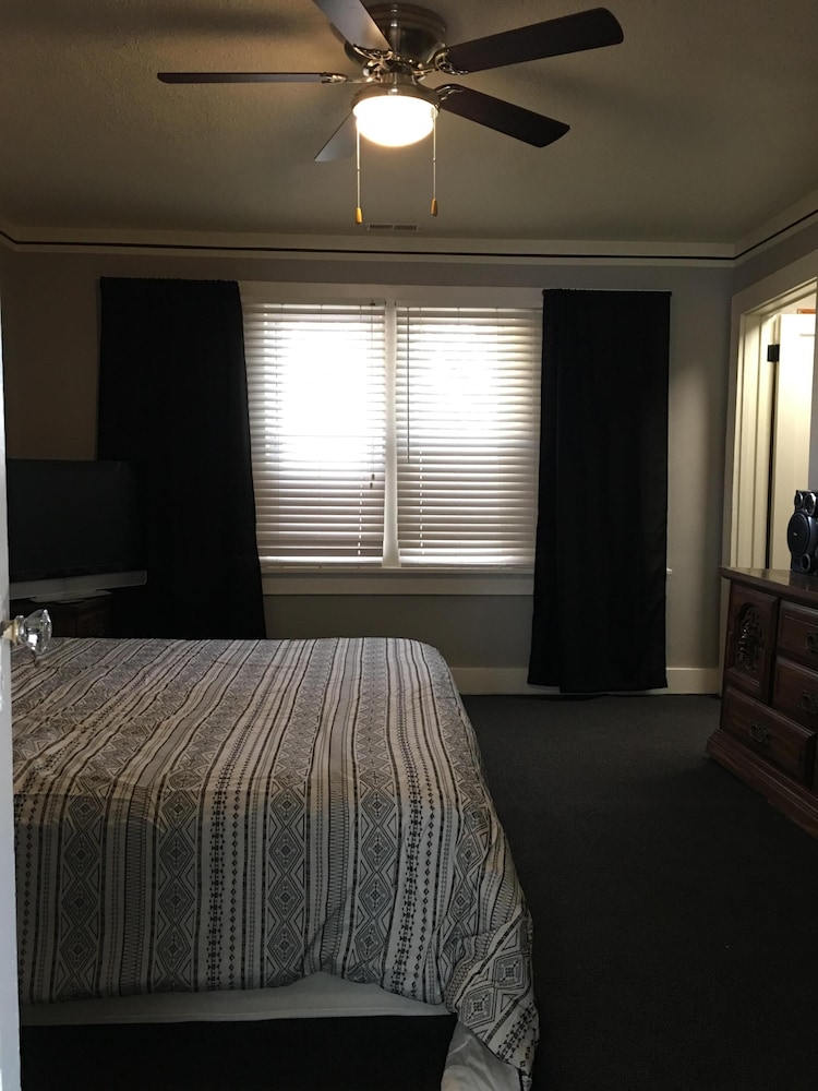 “Indiana Beach Rentals” on Shafer Lake, Near Amusement park. Boat