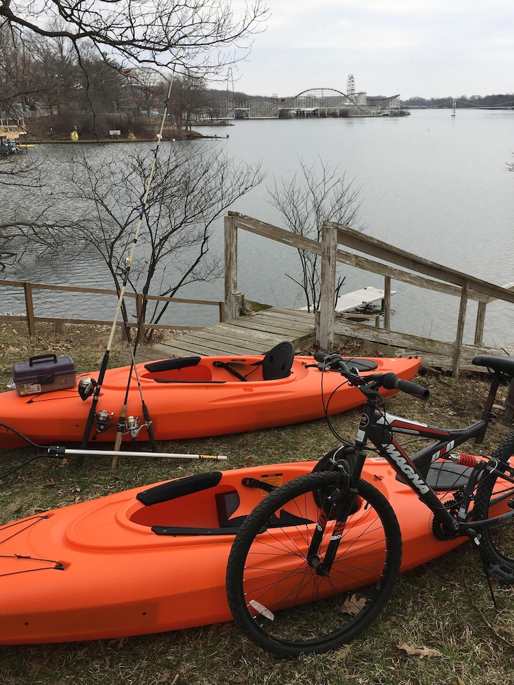 “Indiana Beach Rentals” on Shafer Lake, Near Amusement park. Boat