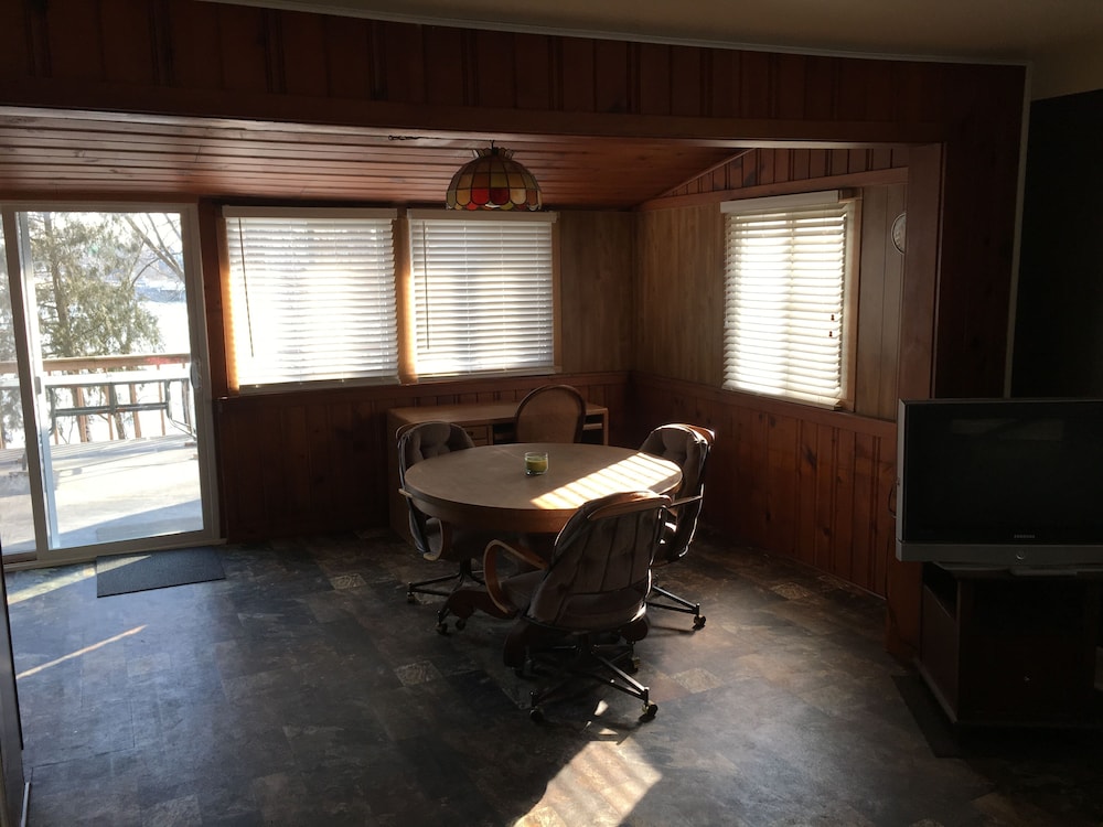 “Indiana Beach Rentals” on Shafer Lake, Near Amusement park. Boat