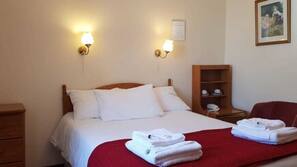 Desk, iron/ironing board, free WiFi, linens