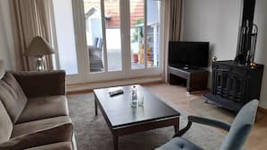 Fernseher, Kamin, Videospielkonsole, Stereoanlage