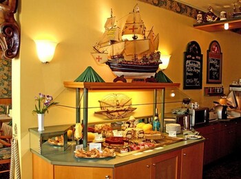 Aparthotel Haus Usedom Deals Reviews Loddin Deu Wotif