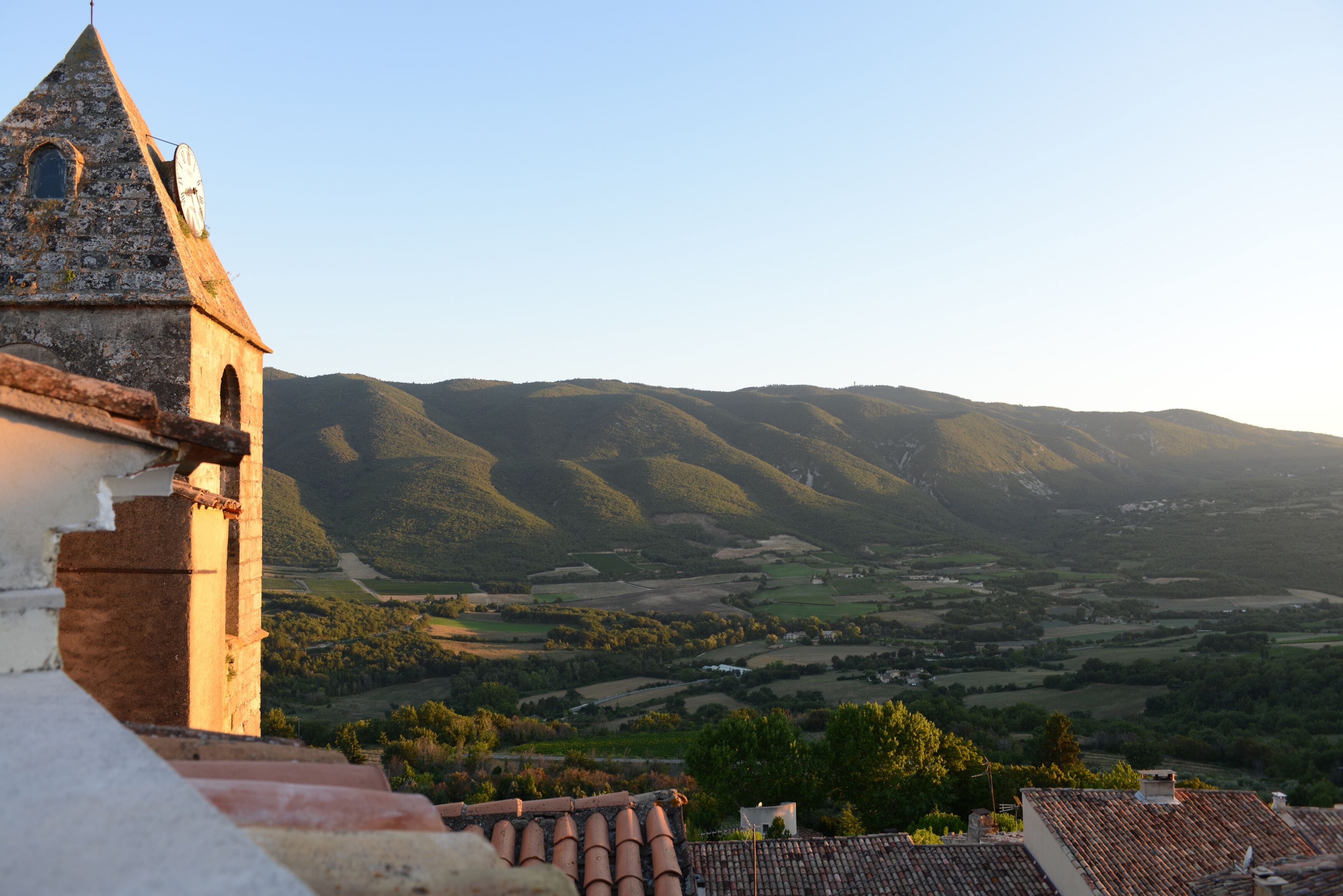 Large Village House Solarium - Terrace in Saint Martin de Castillon, France