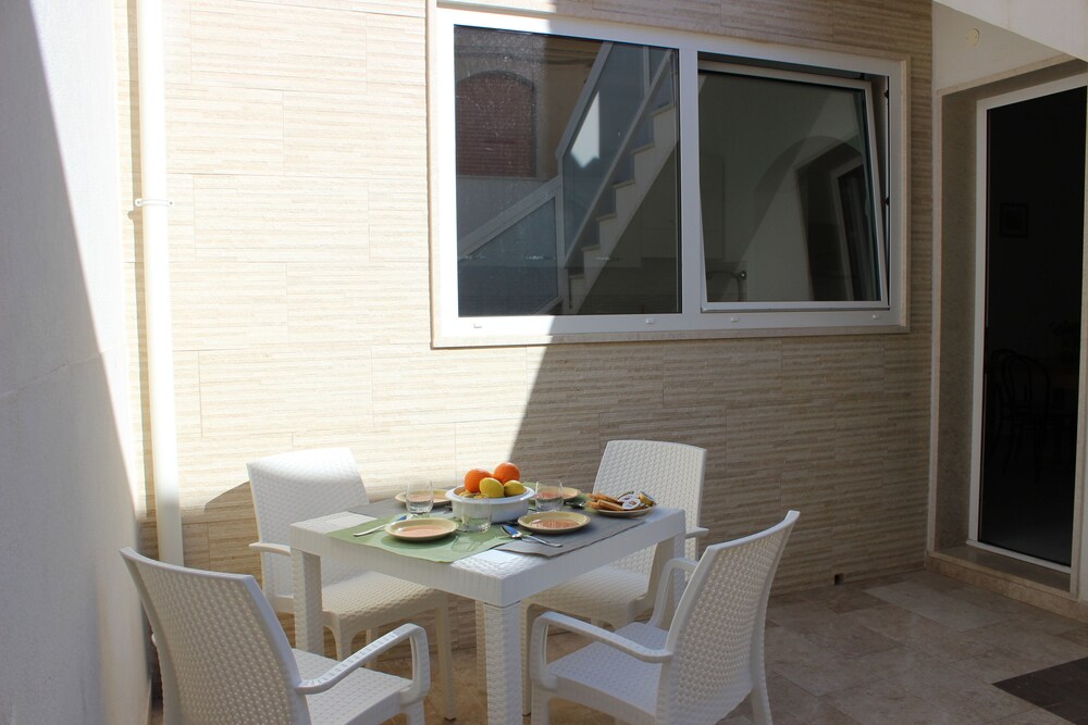Vie Apartments Veronica Just 50m From The Sandy Beach And Vie Apartments Veronica Just 50m From The Sandy Beach And Center In Ragusa Hotel Rates Reviews On Orbitz