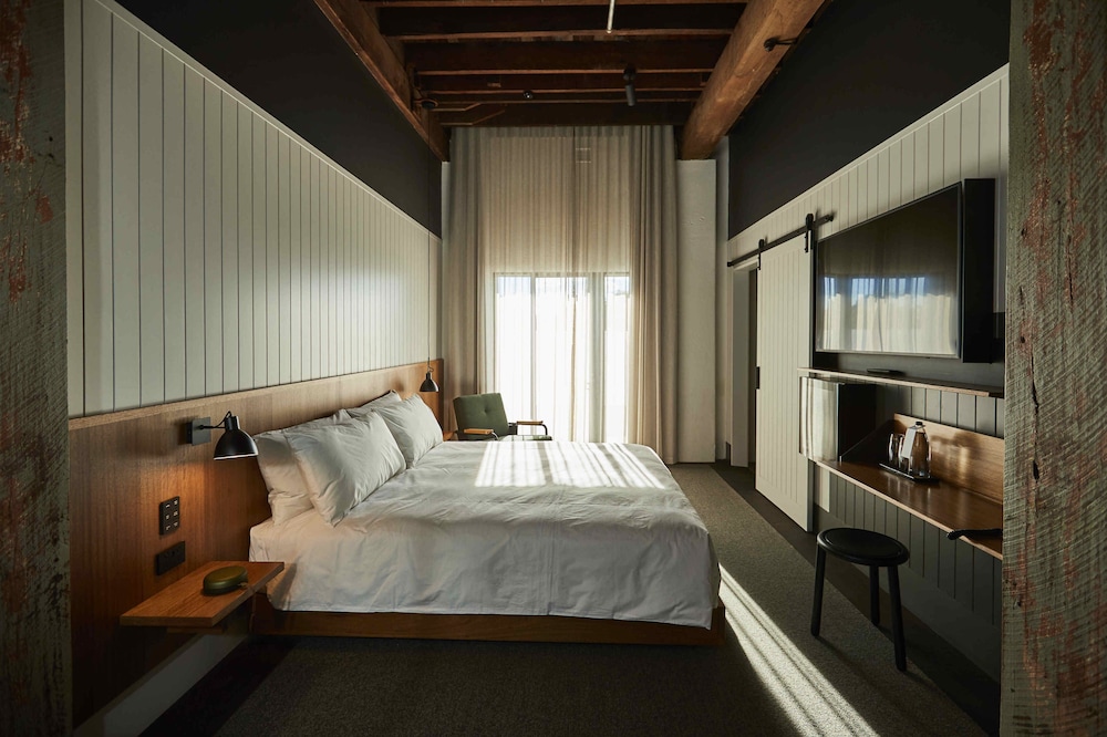 Premier Mill Hotel