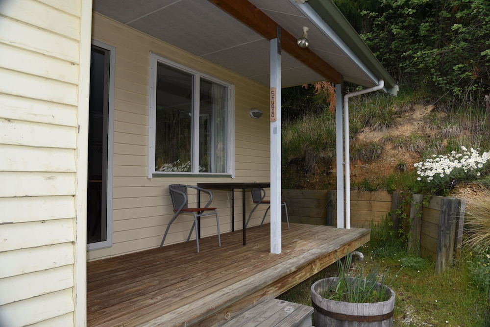 The Studio The Old Naseby School House Naseby Stayz