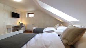 Blackout drapes, iron/ironing board, free WiFi, linens