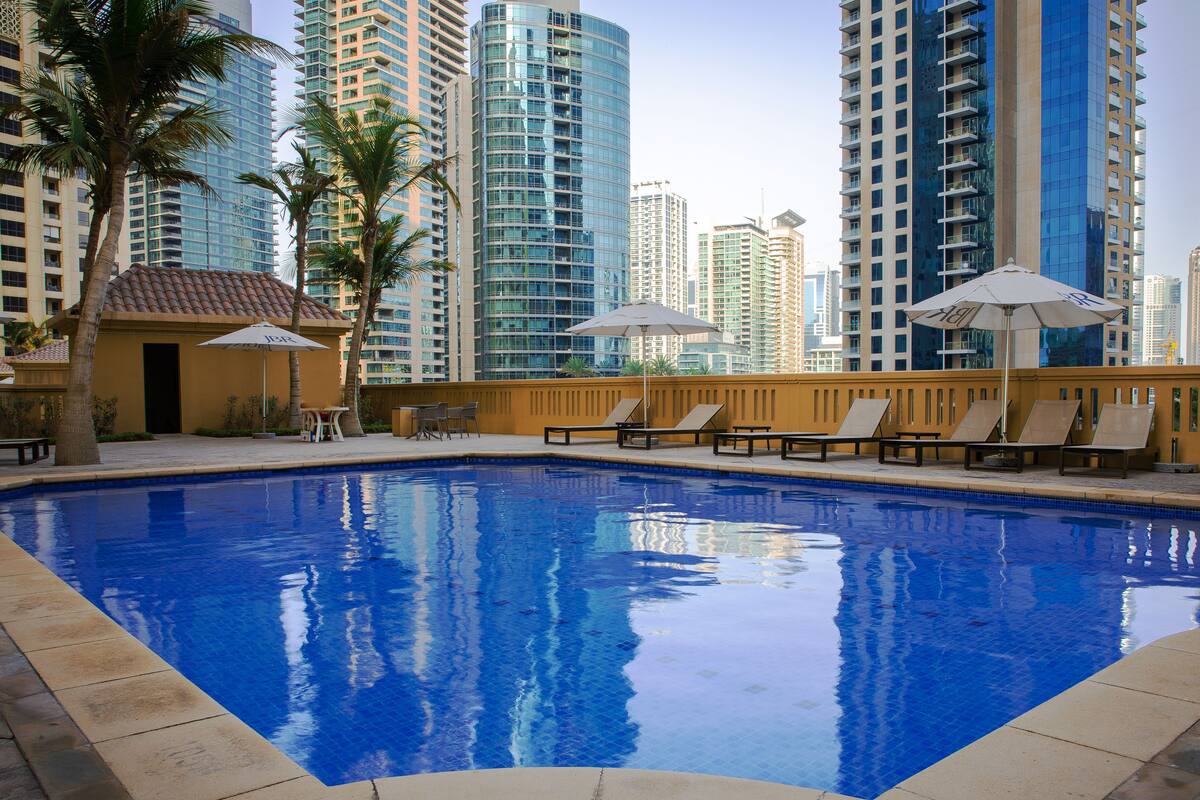 Pelicanstay Seaview Suites In Jbr Walk In Dubai Expedia