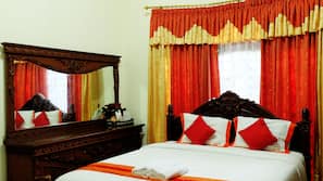 3 bedrooms, desk, free WiFi