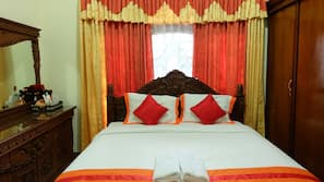 3 bedrooms, desk, free WiFi